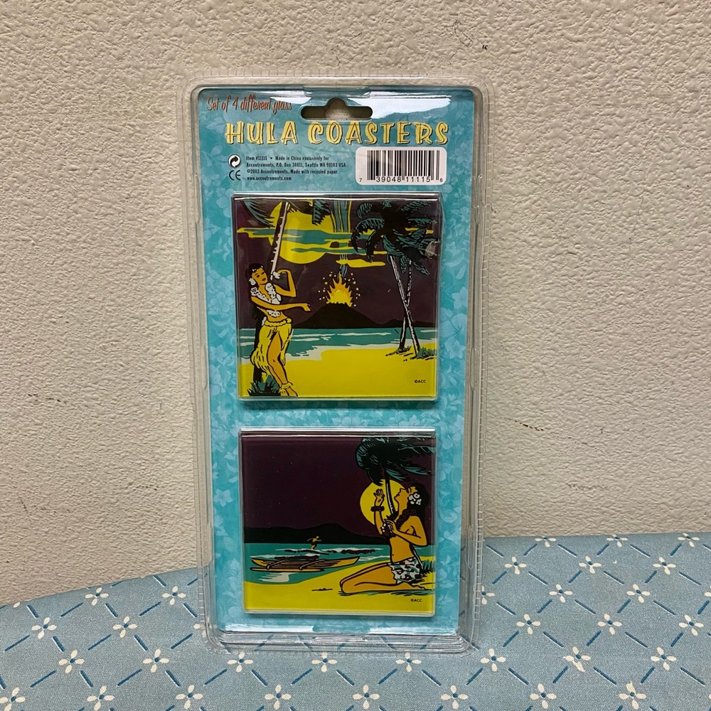 Glass Hula Coasters - 4 count - Picture 2 of 2